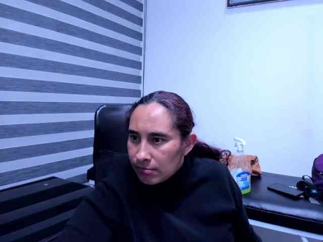 LeilaSmith webcam