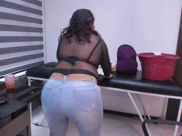 LeilaSmith webcam