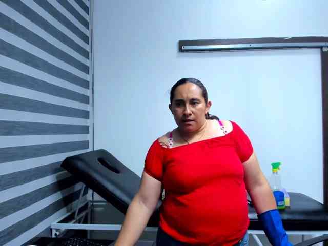LeilaSmith webcam
