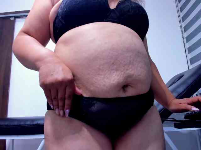 LeilaSmith webcam