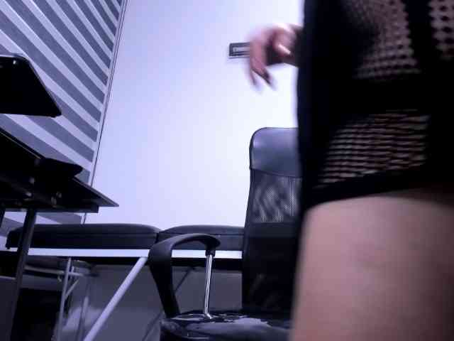 LeilaSmith webcam
