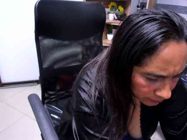LeilaSmith webcam