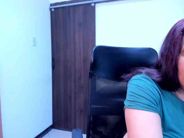 LeilaSmith webcam