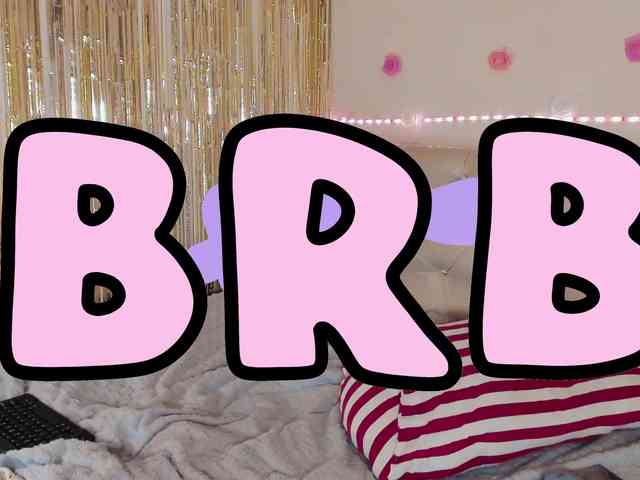 valerie-valerie webcam