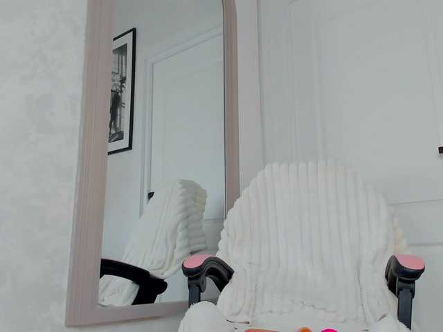 Sundy-Rose live webcam show