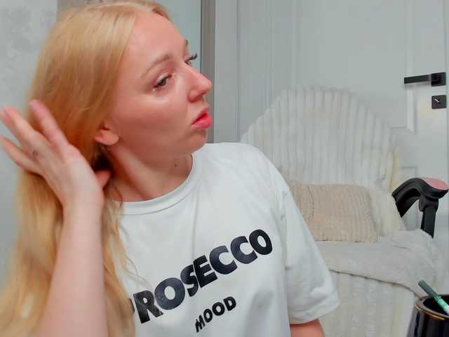 sundy-rose live sex show