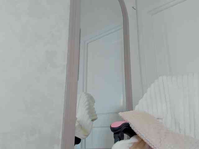 Sundy-Rose webcam