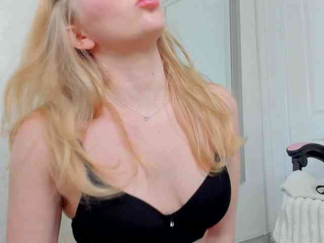 Sundy-Rose webcam