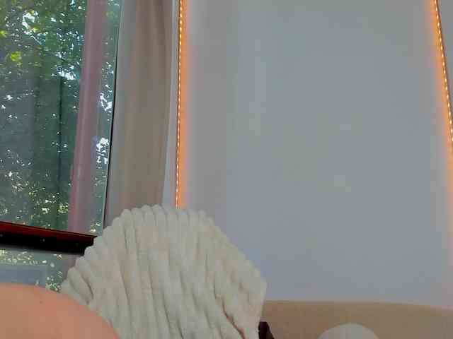 Sundy-Rose webcam