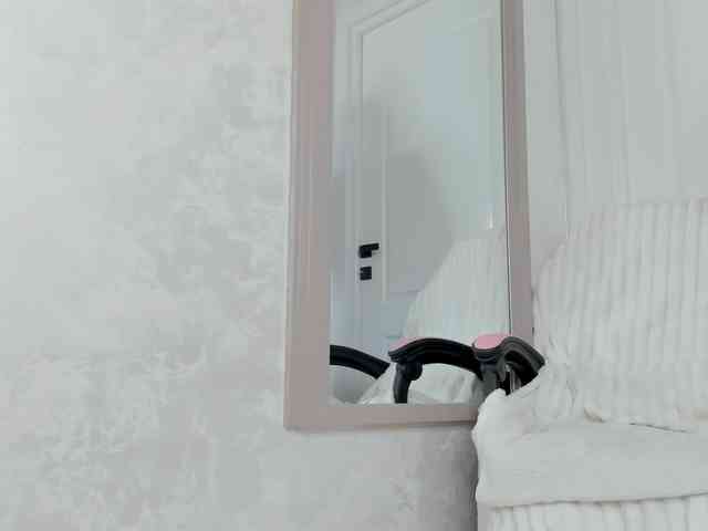 Sundy-Rose webcam