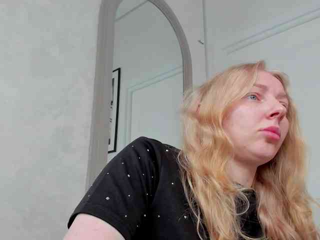 Sundy-Rose webcam