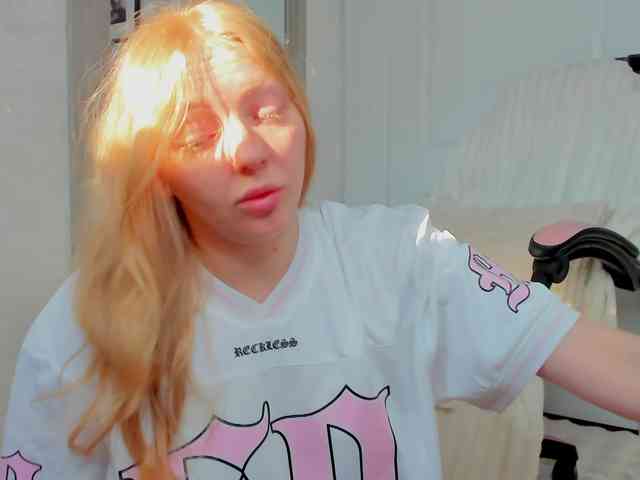 Sundy-Rose webcam