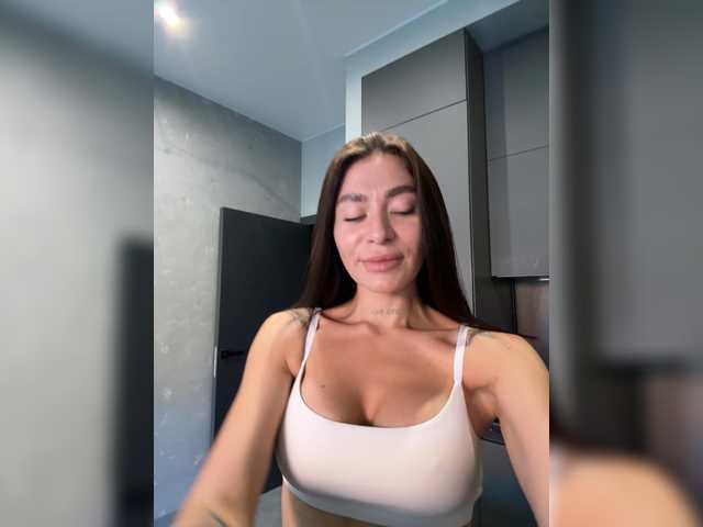 LunaDesire live cam preview