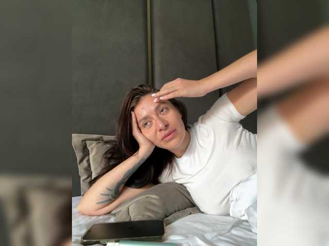 LunaDesire, live now on BongaCams