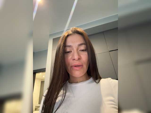 LunaDesire live cam on BongaCams