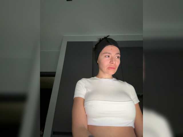 LunaDesire, live now on BongaCams