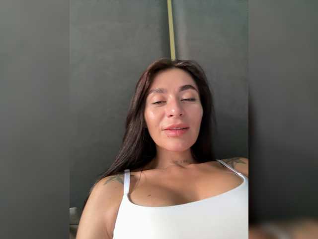 LunaDesire live cam on BongaCams