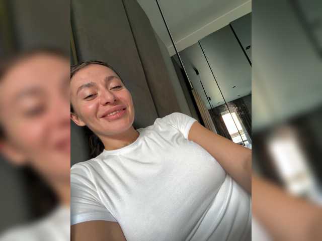 LunaDesire live cam on BongaCams