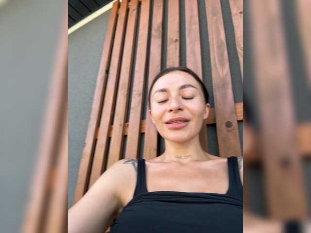 LunaDesire live cam on BongaCams