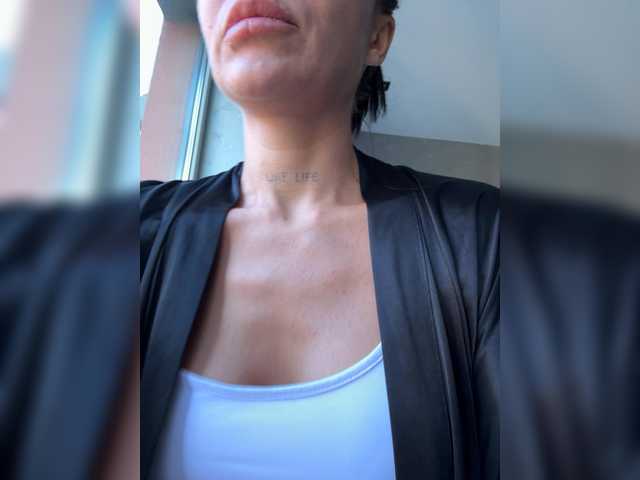 LunaDesire live cam on BongaCams