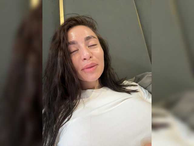 LunaDesire live cam on BongaCams