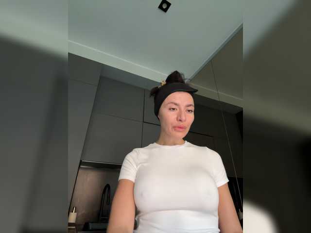 LunaDesire live cam on BongaCams