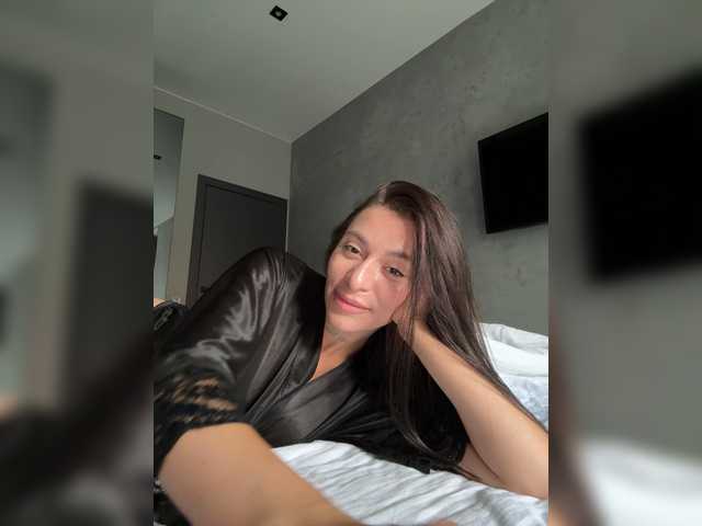 LunaDesire live cam on BongaCams