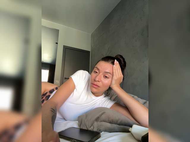 LunaDesire live cam on BongaCams