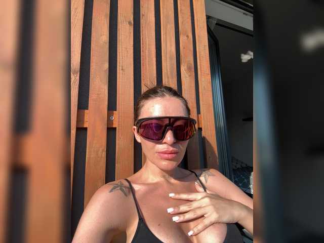 Live трансляция LunaDesire - slutnetki.online