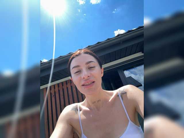LunaDesire live cam on BongaCams