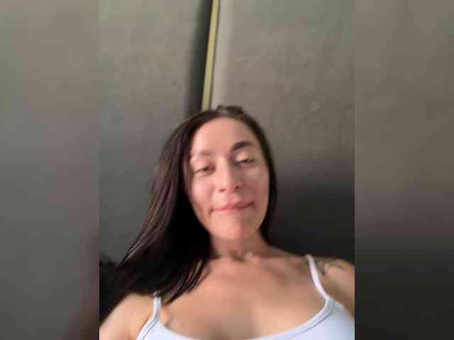 LunaDesire webcam