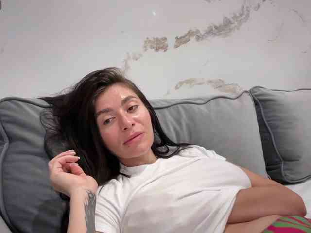 LunaDesire webcam