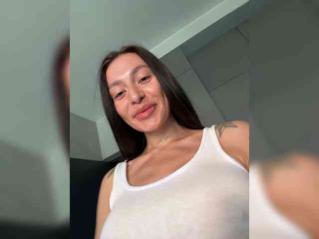 LunaDesire Sex Cam Show