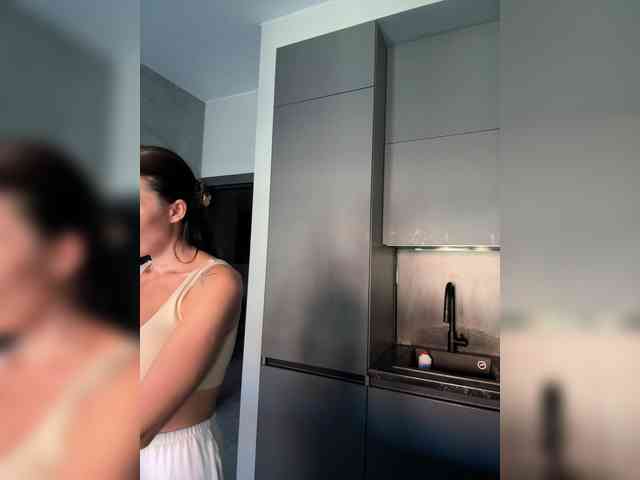 LunaDesire webcam