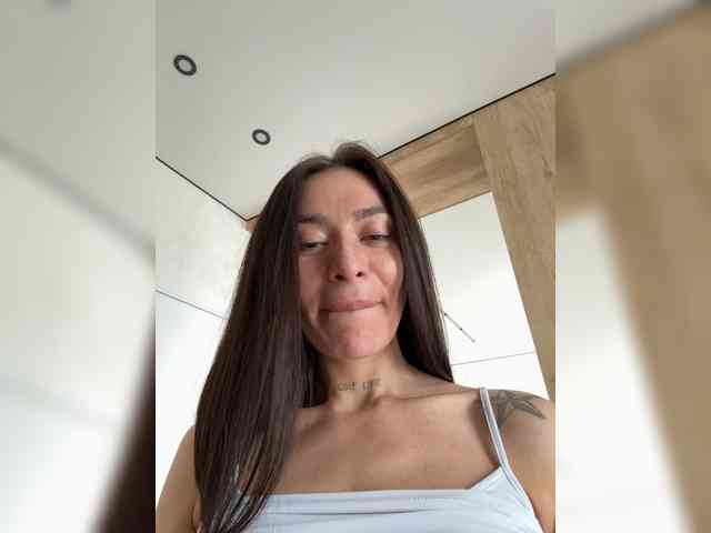 nude live sex LunaDesire