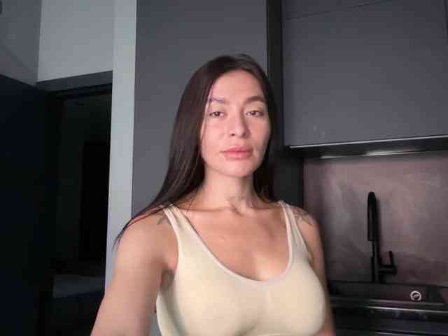 LunaDesire webcam