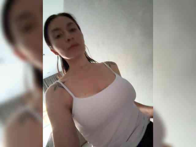 LunaDesire Sex Cam Show