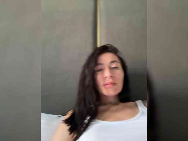 LunaDesire webcam