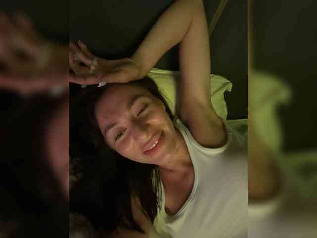 LunaDesire webcam