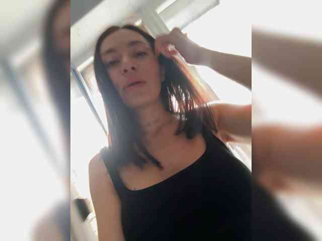 LunaDesire Sex Cam Show