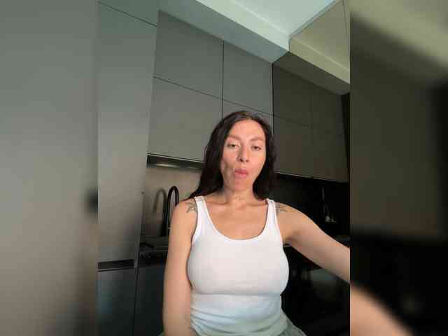 LunaDesire webcam
