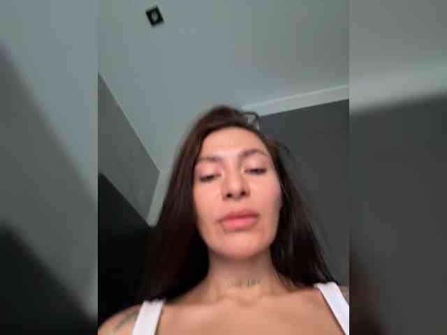 LunaDesire webcam