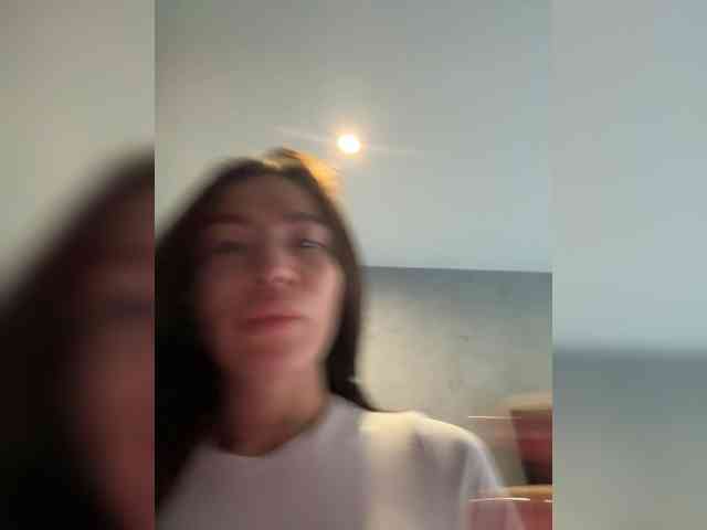 LunaDesire webcam