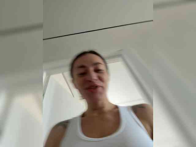 LunaDesire webcam