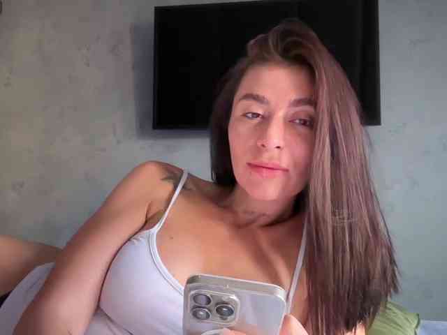 LunaDesire webcam