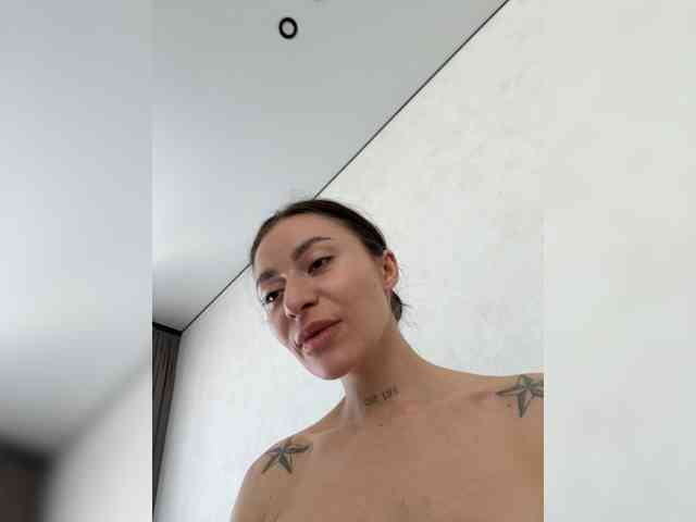 LunaDesire webcam