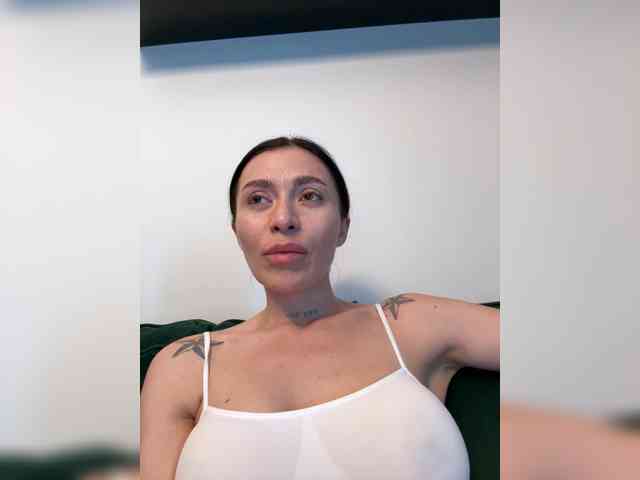 LunaDesire webcam