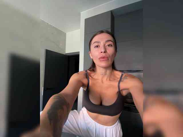 LunaDesire webcam