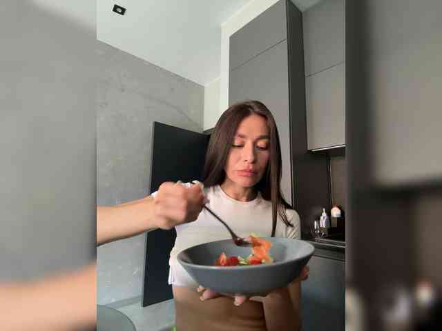 LunaDesire Sex Cam Show