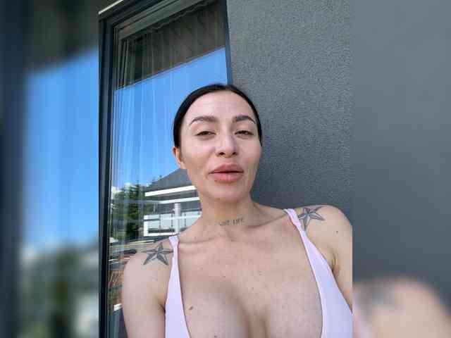 LunaDesire webcam